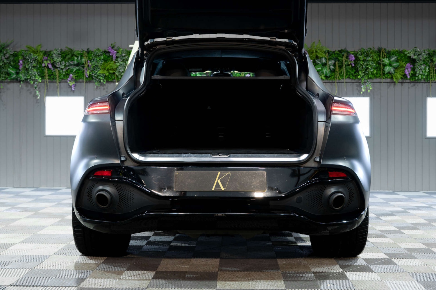 Used Aston Martin DBX 2022 for sale - 77494140: Photo 9