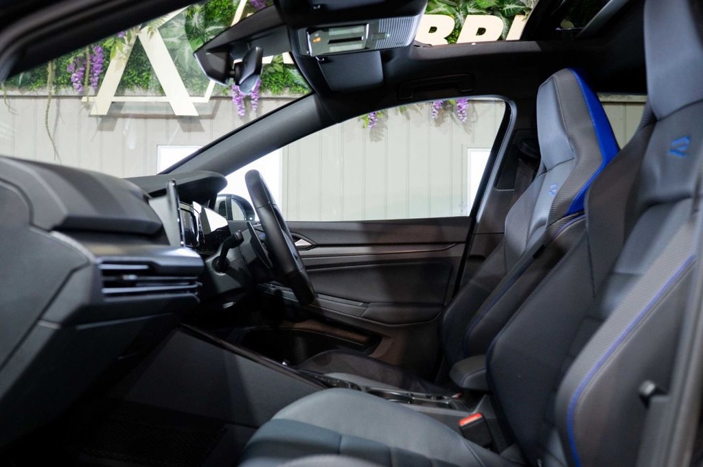 Used Volkswagen Golf 2023 for sale - 76655042: Photo 13