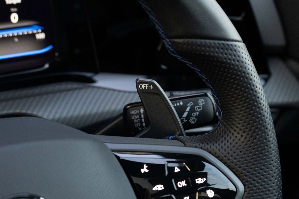 Used Volkswagen Golf 2023 for sale - 76655042: Photo 17