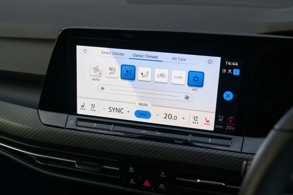 Used Volkswagen Golf 2023 for sale - 76655042: Photo 33