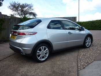 Used Honda Civic 2010 for sale - 78604520: Photo