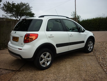 Used Suzuki SX4 2014 for sale - 76263051: Photo