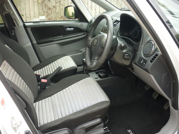 Used Suzuki SX4 2014 for sale - 76263051: Photo 5