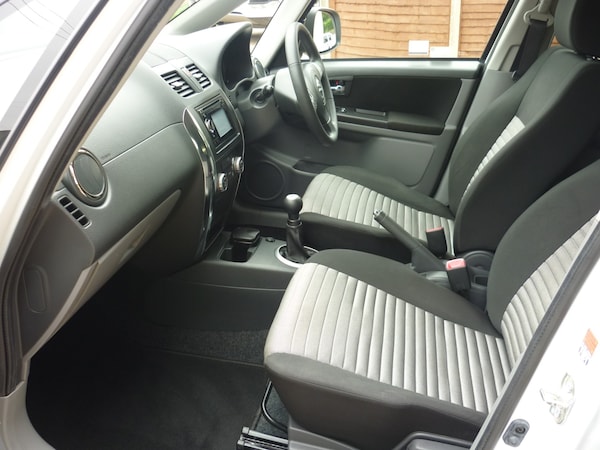 Used Suzuki SX4 2014 for sale - 76263051: Photo 6