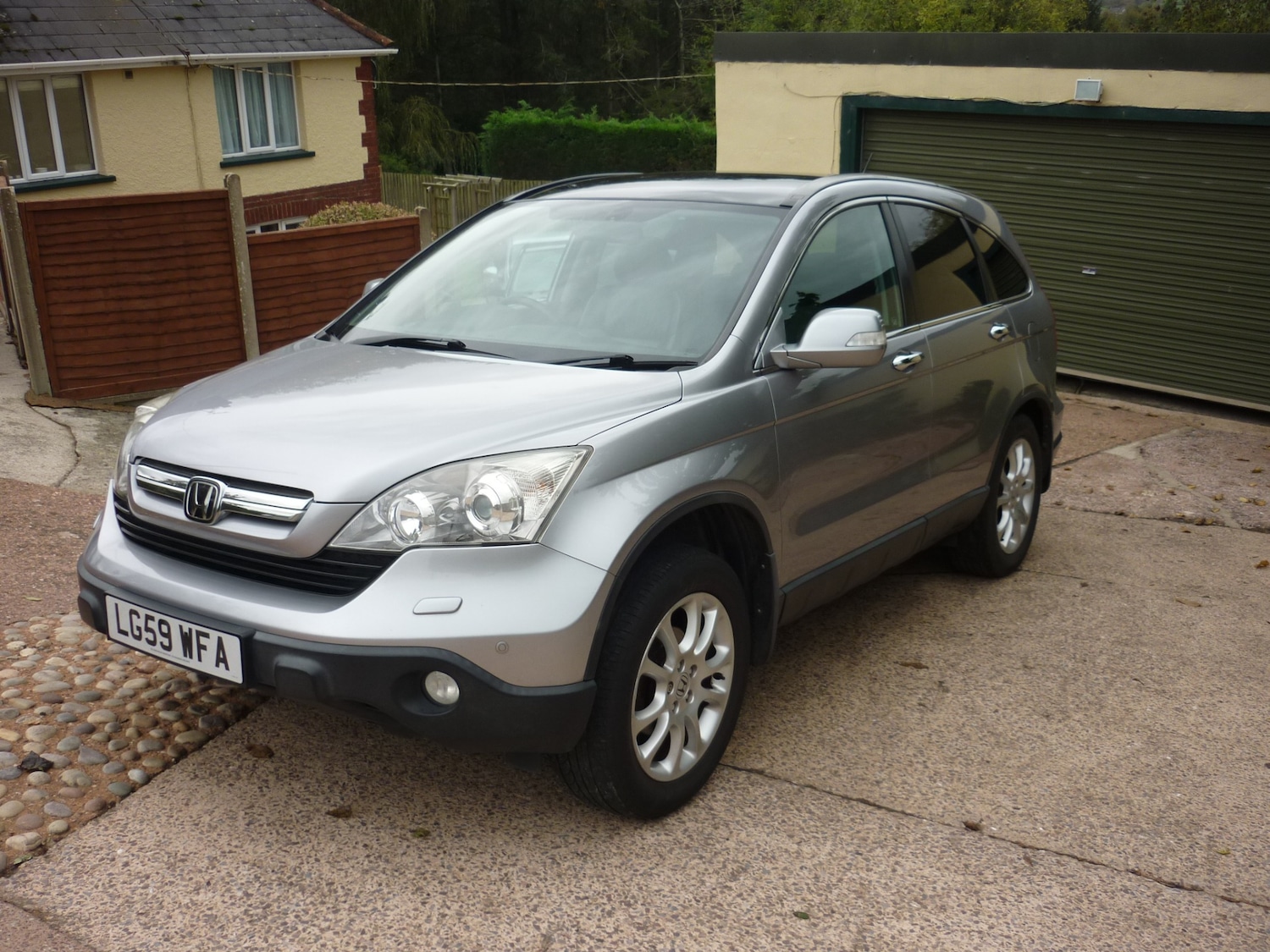 Used Honda CR-V 2009 for sale - 76352560: Photo 2