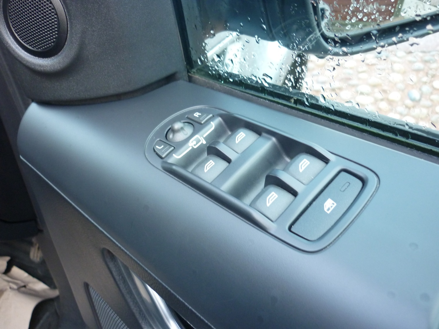 Used Land Rover Freelander 2012 for sale - 76957458: Photo 11