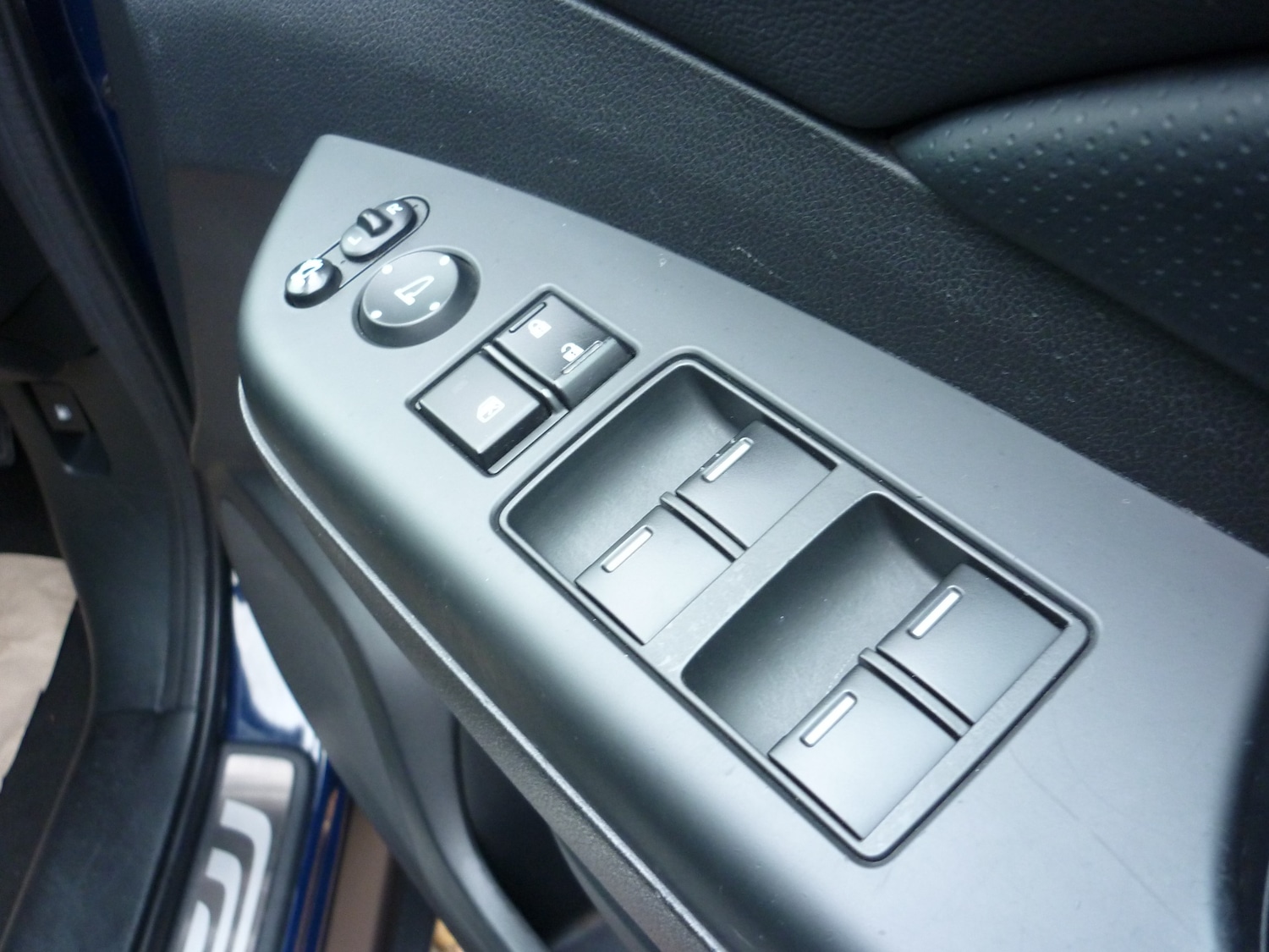 Used Honda CR-V 2013 for sale - 77011645: Photo 12