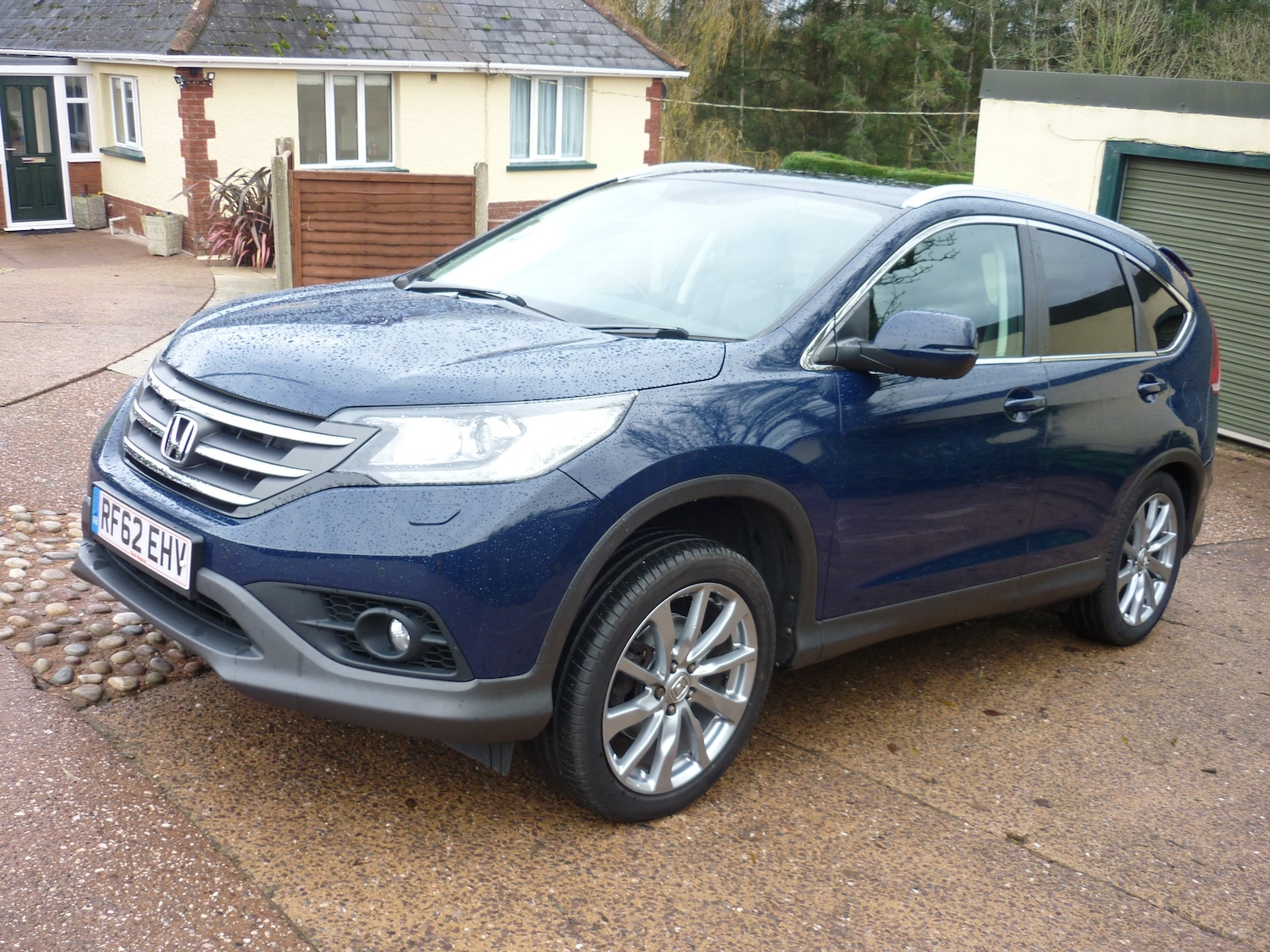 Used Honda CR-V 2013 for sale - 77011645: Photo 2
