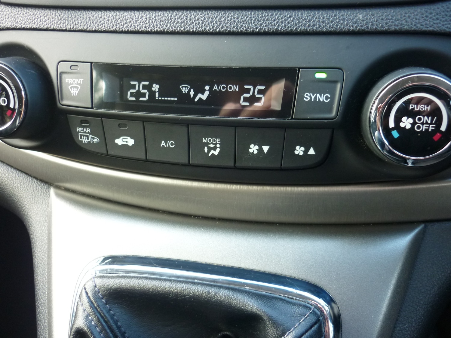 Used Honda CR-V 2014 for sale - 77561297: Photo 15