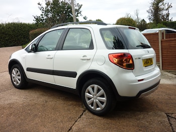 Used Suzuki SX4 2014 for sale - 76210907: Photo