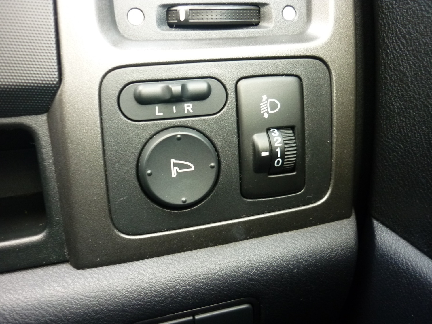 Used Honda CR-V 2011 for sale - 78169437: Photo 15