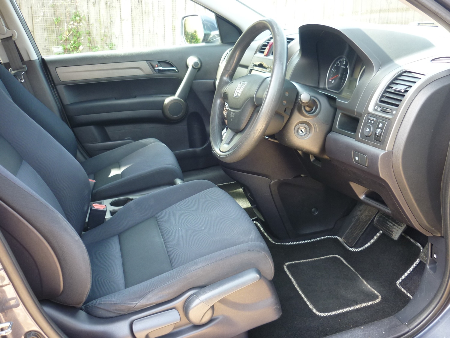 Used Honda CR-V 2011 for sale - 78169437: Photo 6