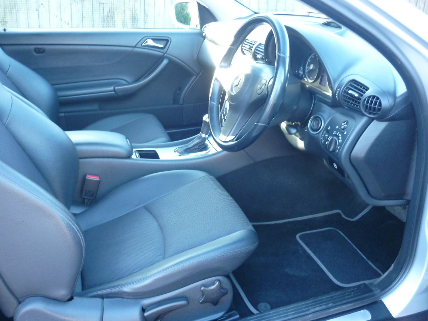 Used Mercedes-Benz CLC Class 2009 for sale - 77086099: Photo 6