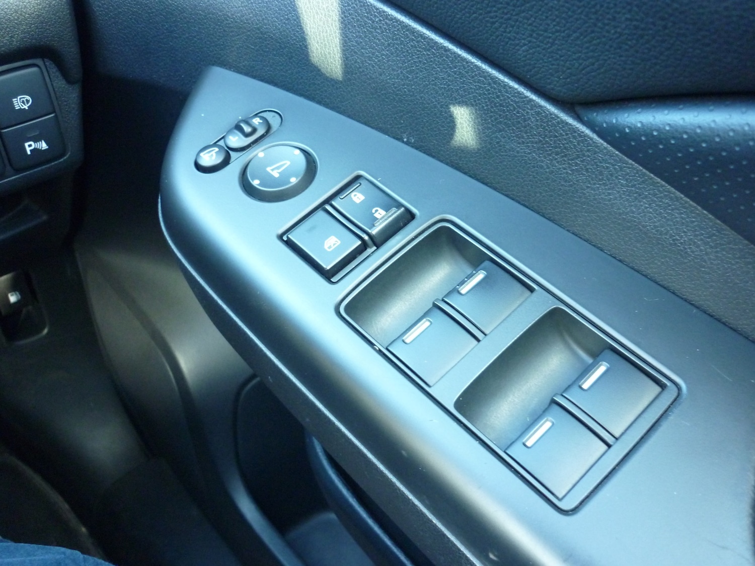 Used Honda CR-V 2013 for sale - 76637510: Photo 11