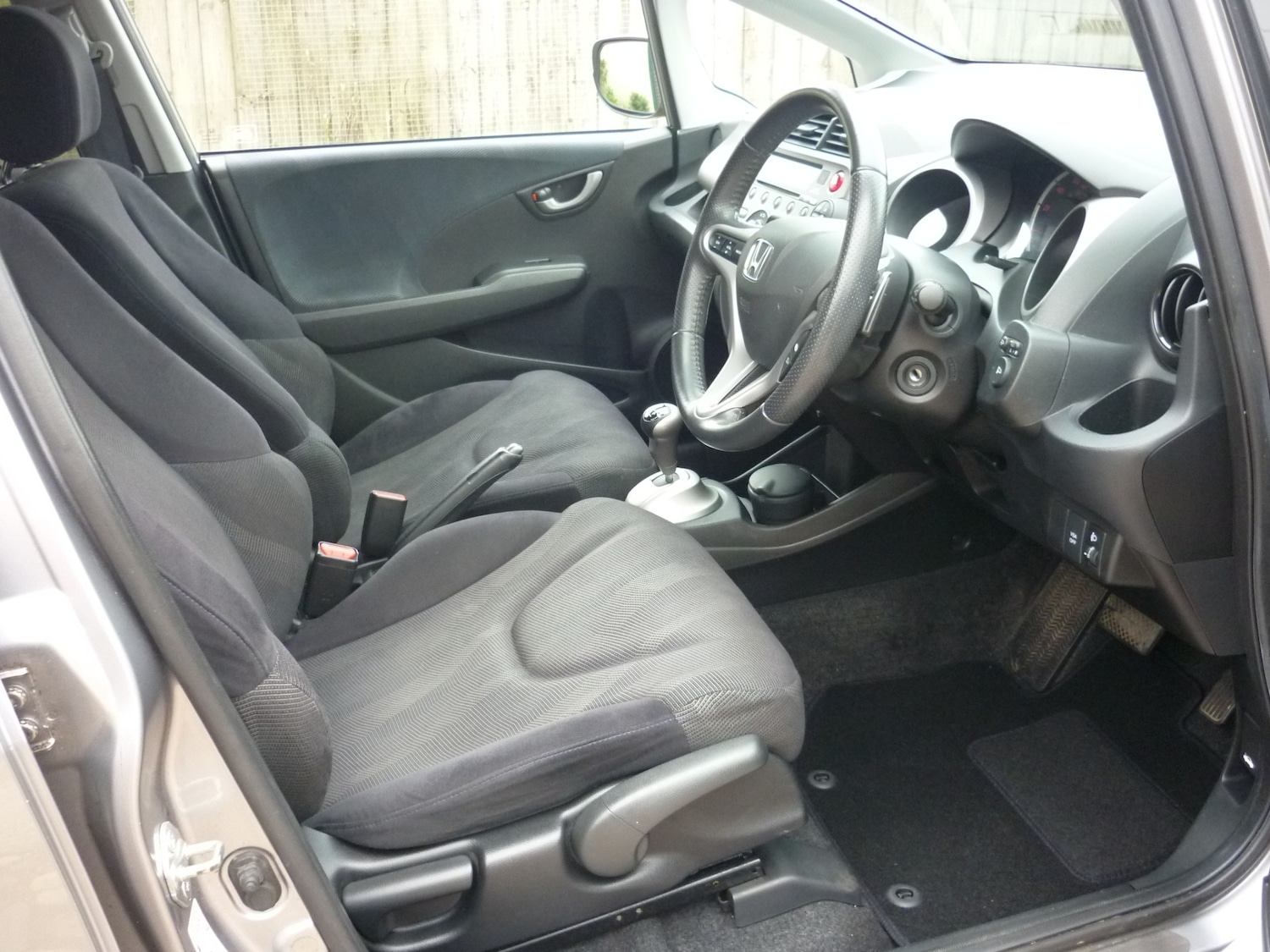 Used Honda Jazz 2010 for sale - 77779087: Photo 6