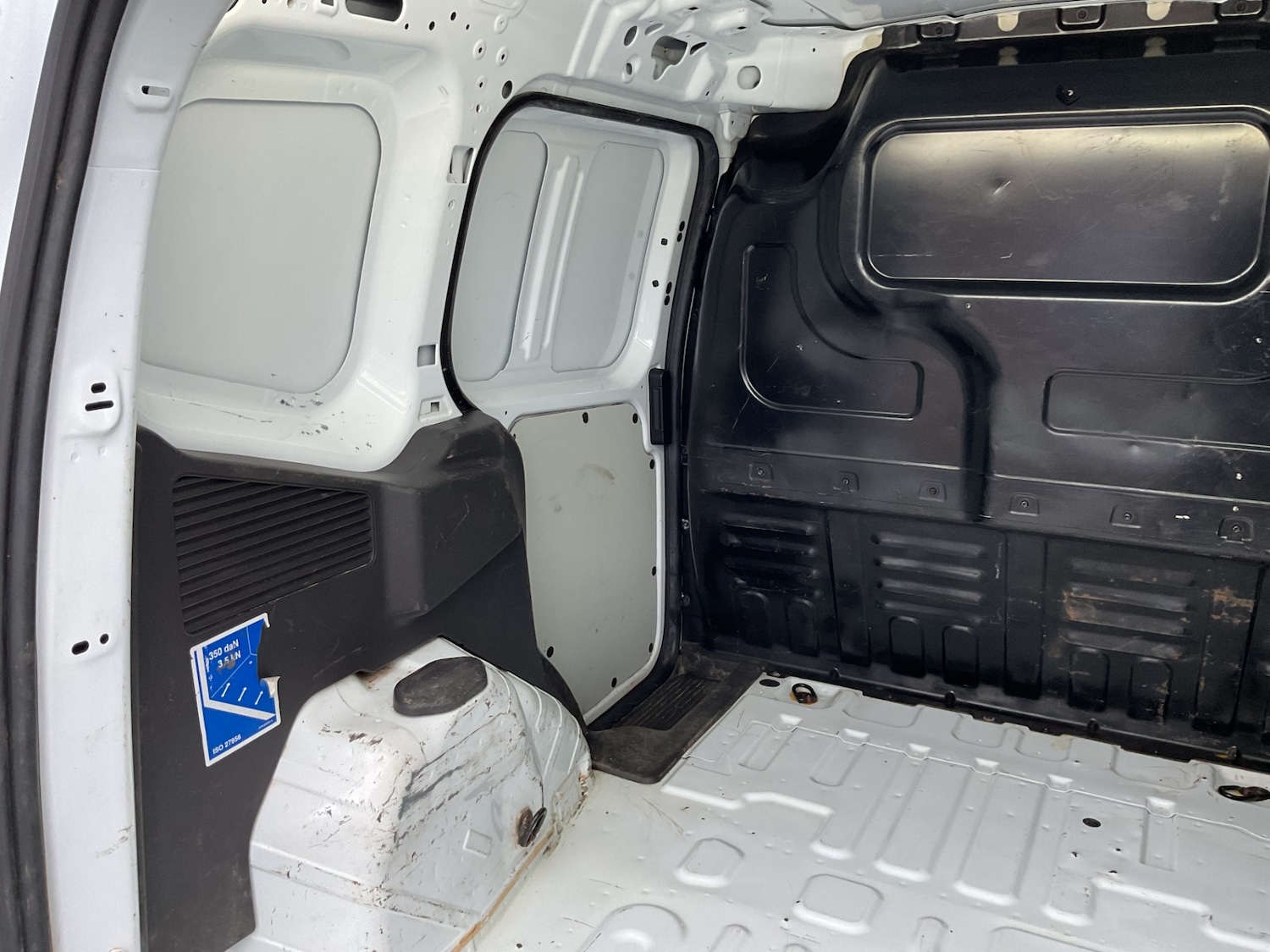 Used Ford Transit Courier 2020 for sale - 74456510: Photo 22