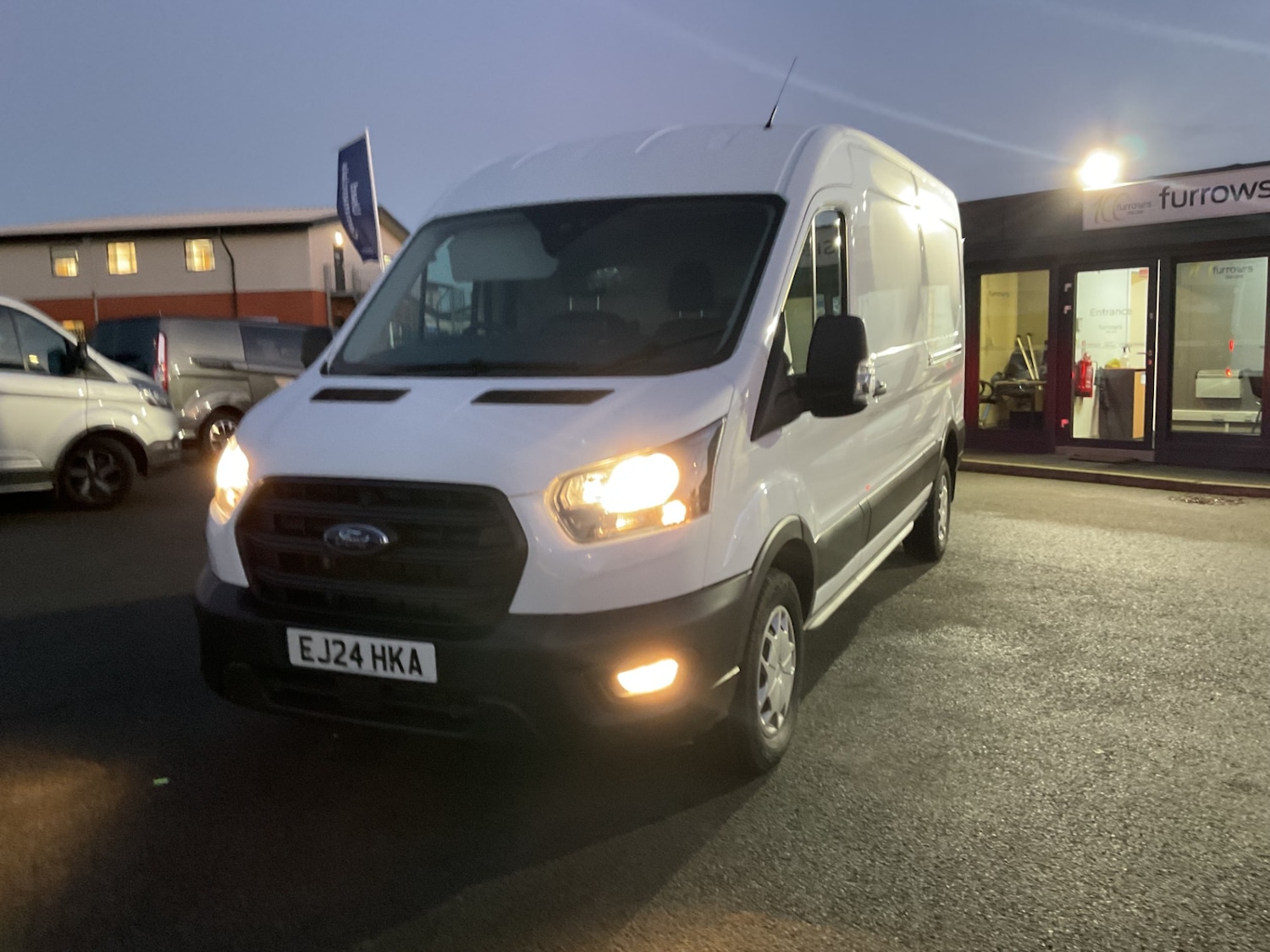 Used Ford Transit 2024 for sale - 75951678: Photo 3