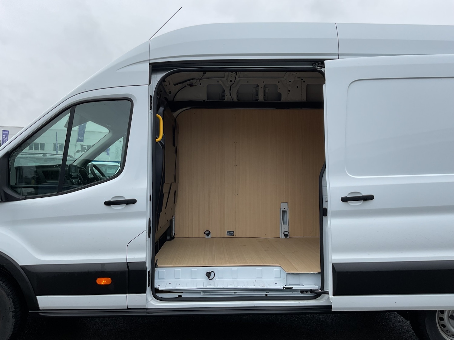 Used Ford Transit 2025 for sale - 77718256: Photo 24