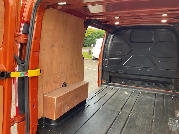 Used Ford Transit Custom 2018 for sale - 76207724: Photo 25