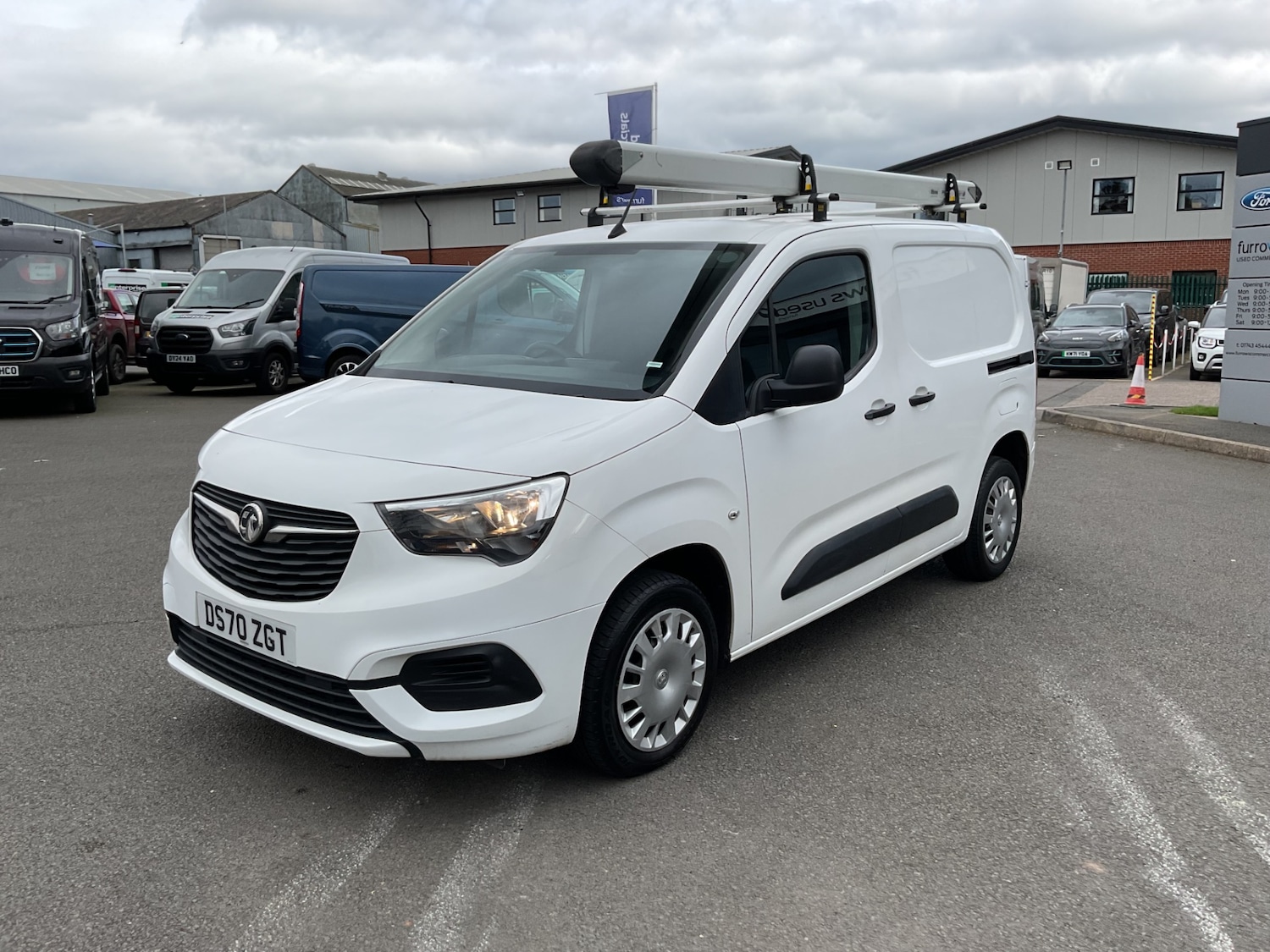 Used Vauxhall Combo 2020 for sale - 77817854: Photo 4