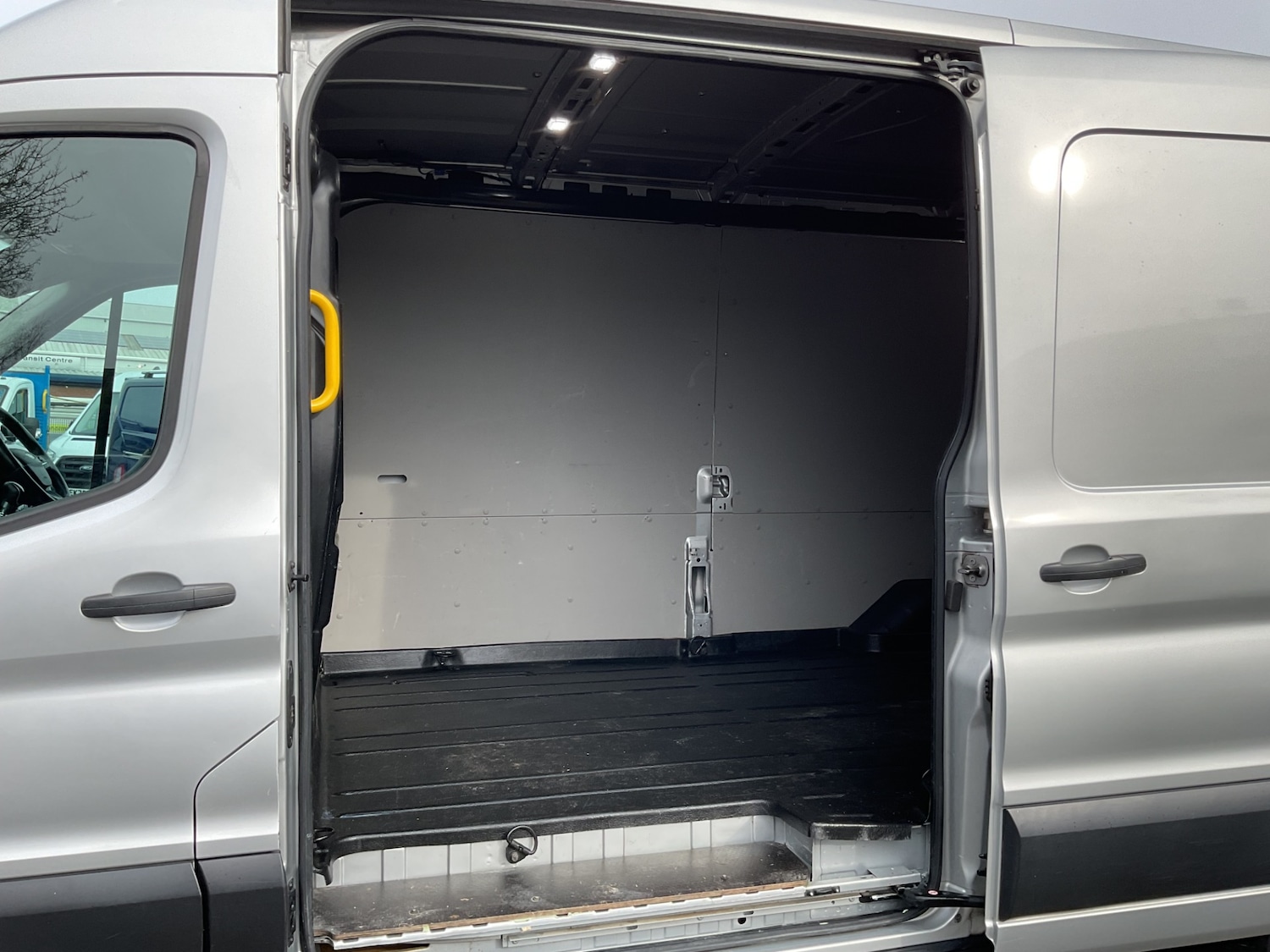 Used Ford Transit 2019 for sale - 77579625: Photo 25
