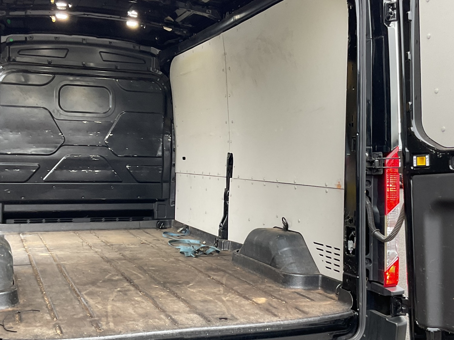 Used Ford Transit 2022 for sale - 76491030: Photo 22