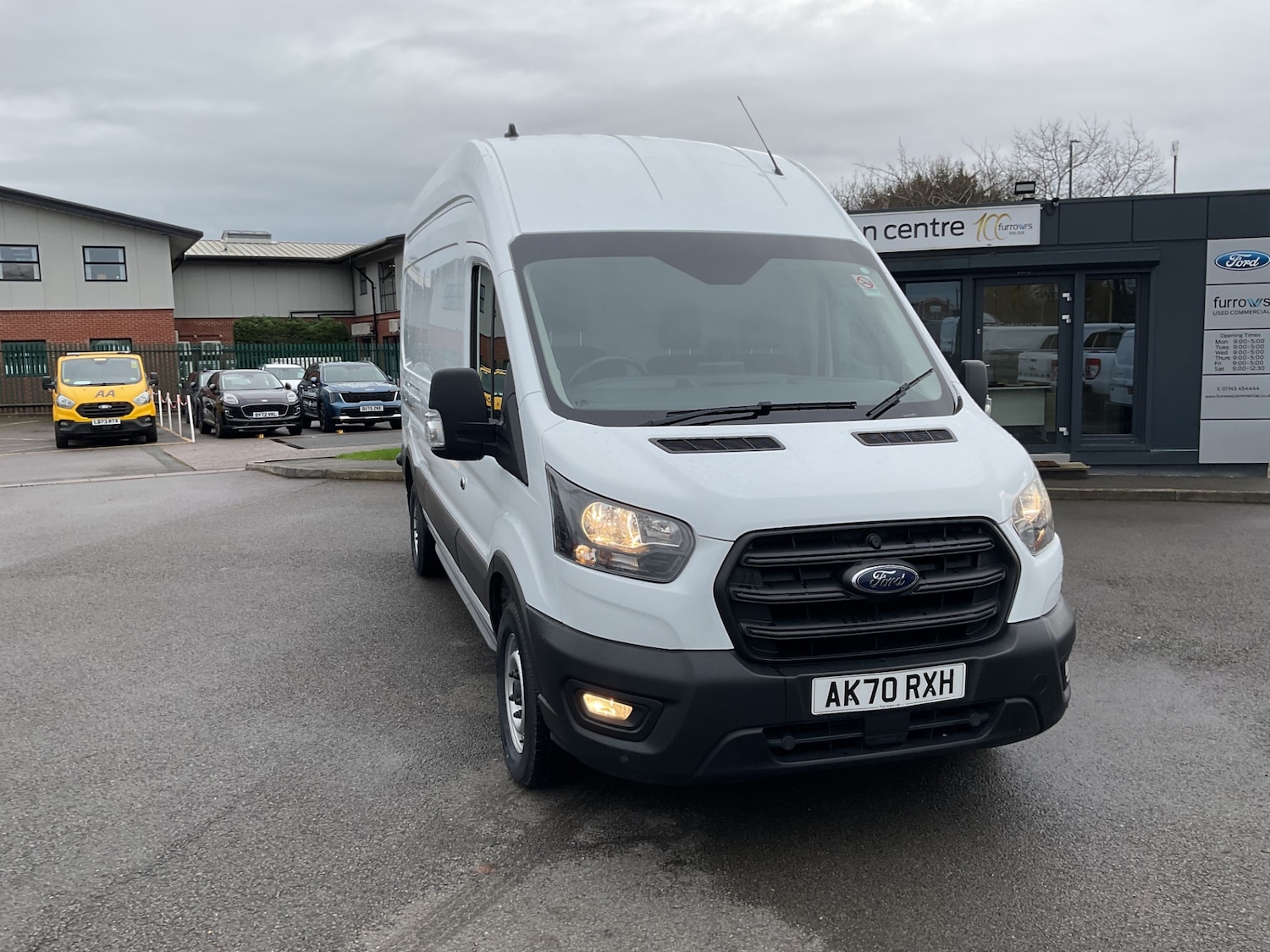 Used Ford Transit 2021 for sale - 76970081: Photo 2