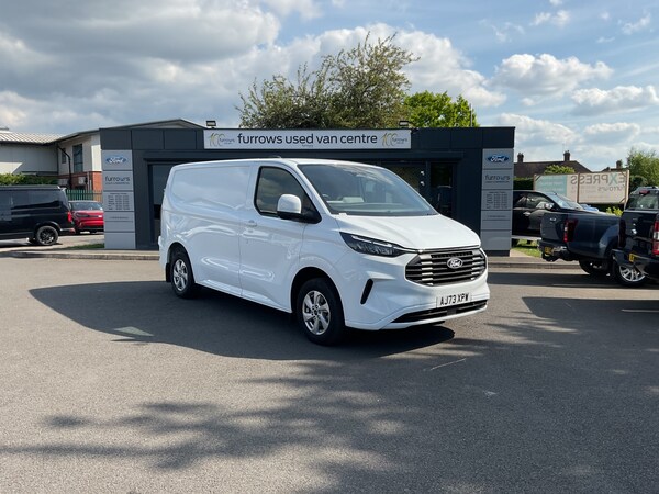 Used Ford Transit Custom 2024 for sale - 74659744: Photo 1