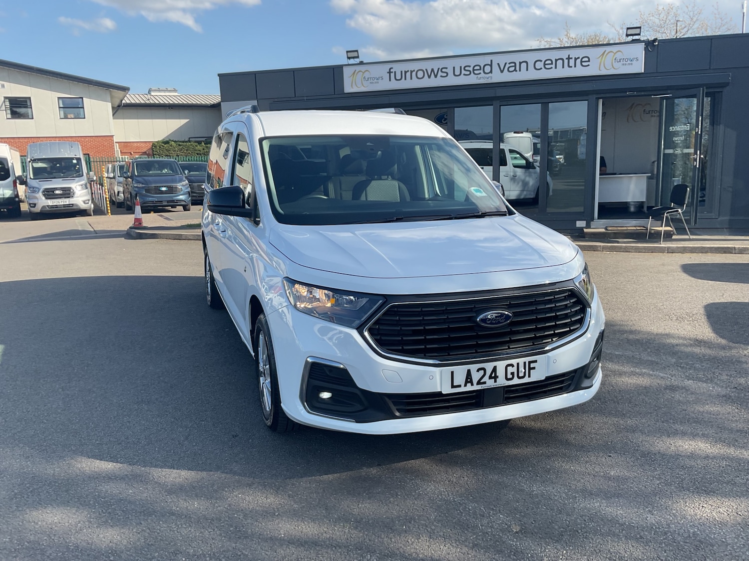 Used Ford Tourneo Connect 2024 for sale - 78176431: Photo 2