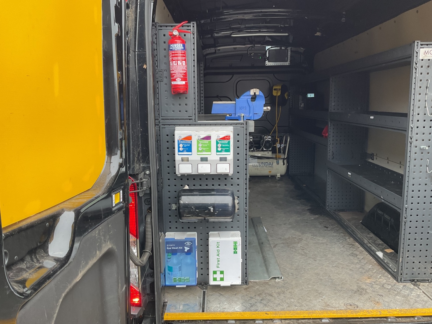 Used Ford Transit 2022 for sale - 76382725: Photo 19