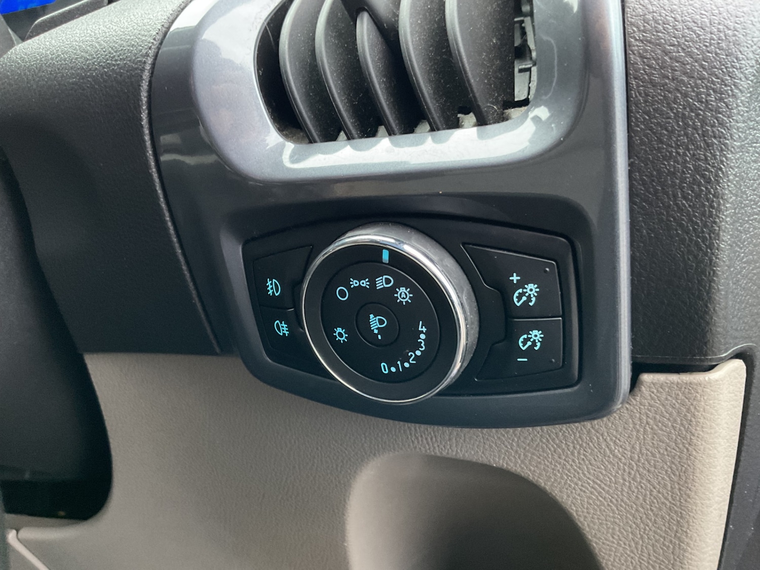 Used Ford Transit Custom 2017 for sale - 77312254: Photo 12