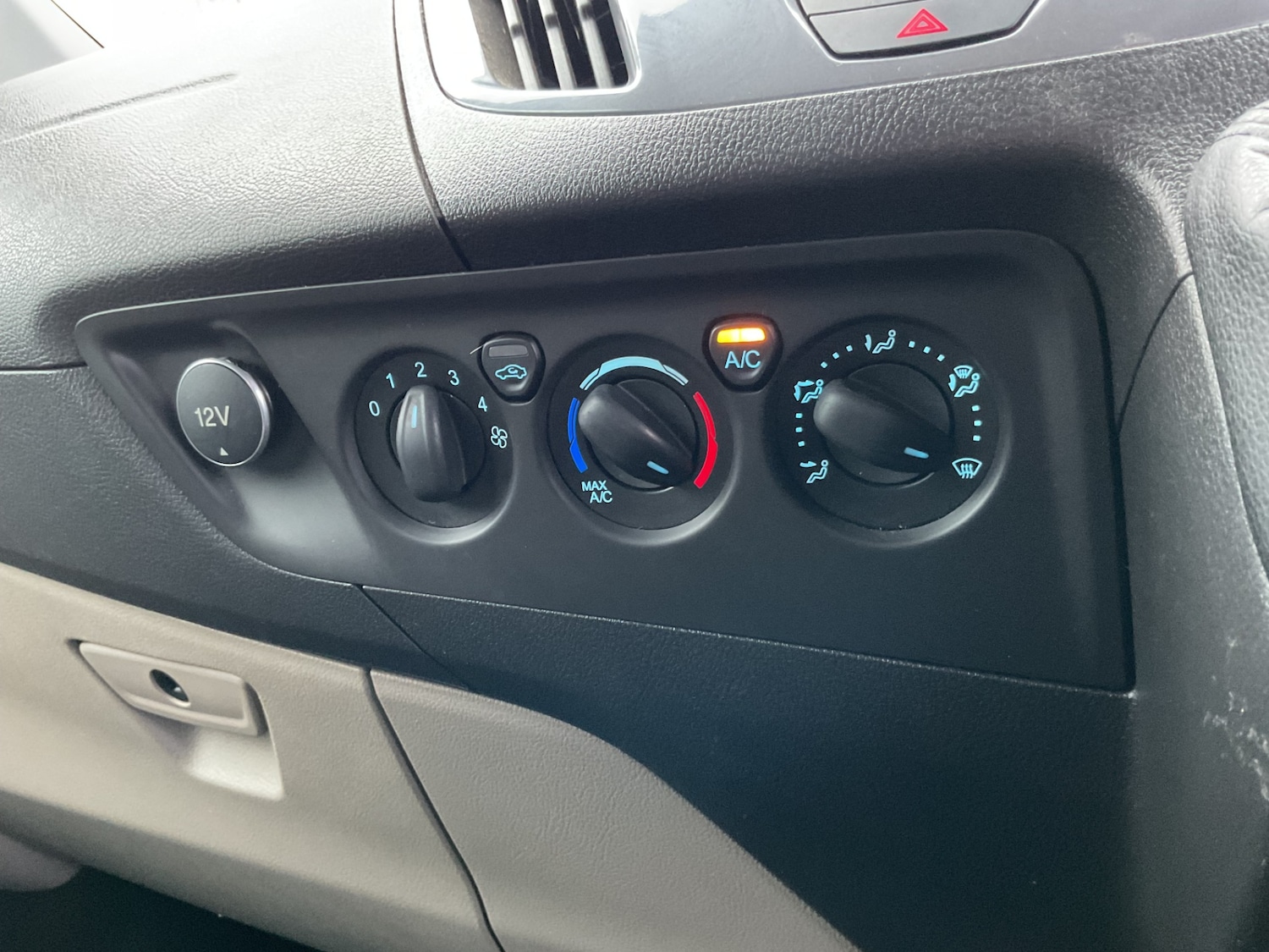 Used Ford Transit Custom 2017 for sale - 77312254: Photo 16