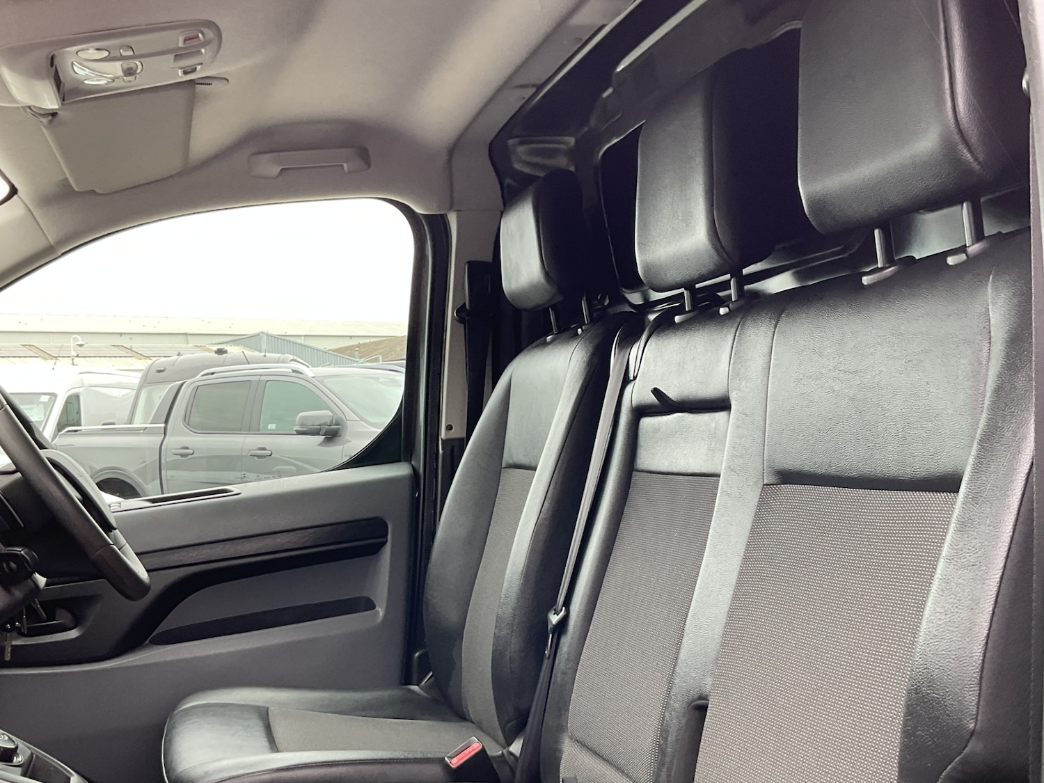 Used Peugeot Expert 2021 for sale - 77984130: Photo 23