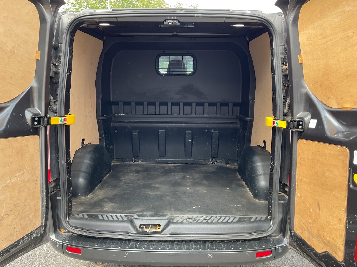 Vehicle 28