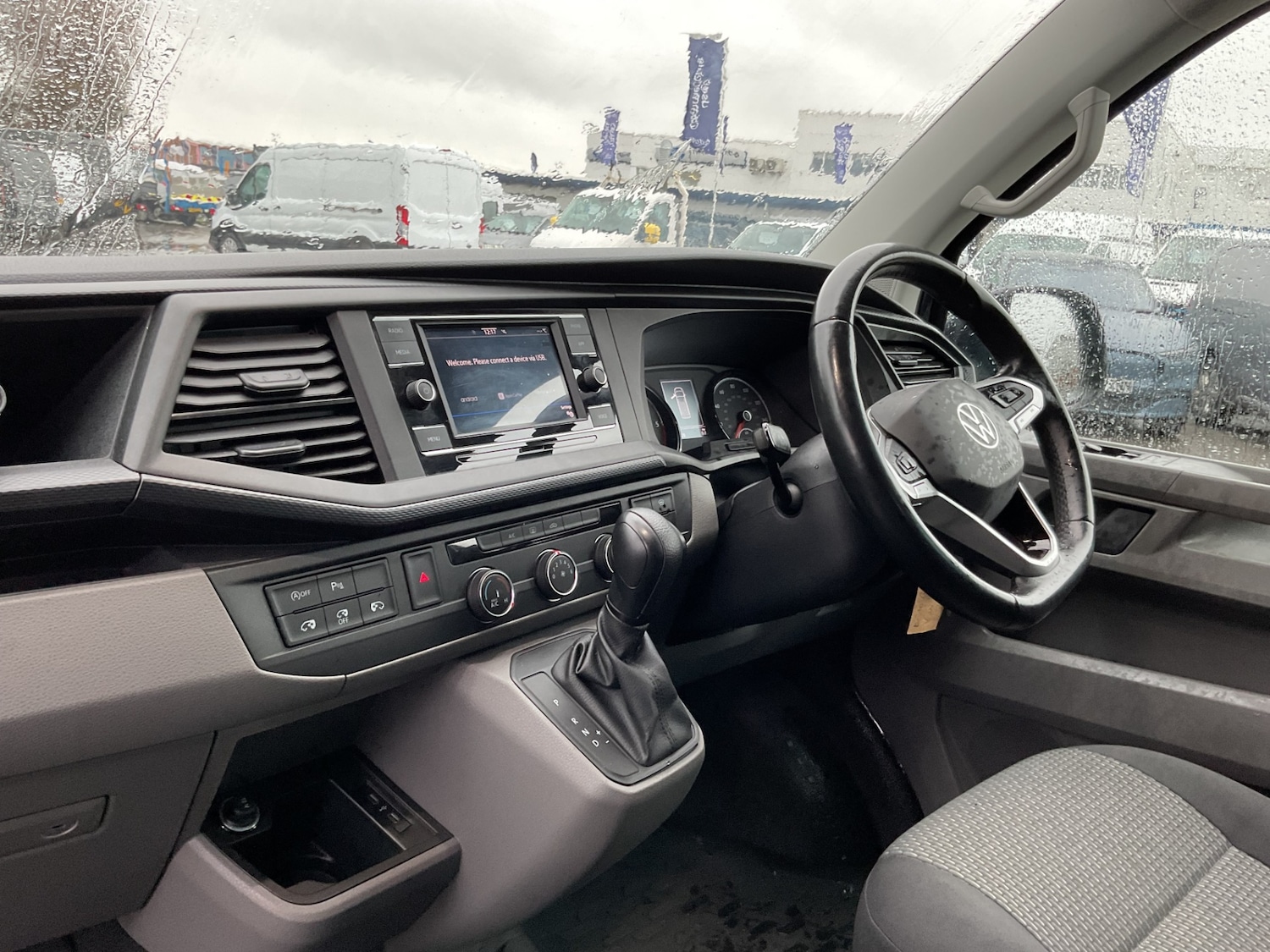 Used Volkswagen Transporter 2021 for sale - 77530340: Photo 26