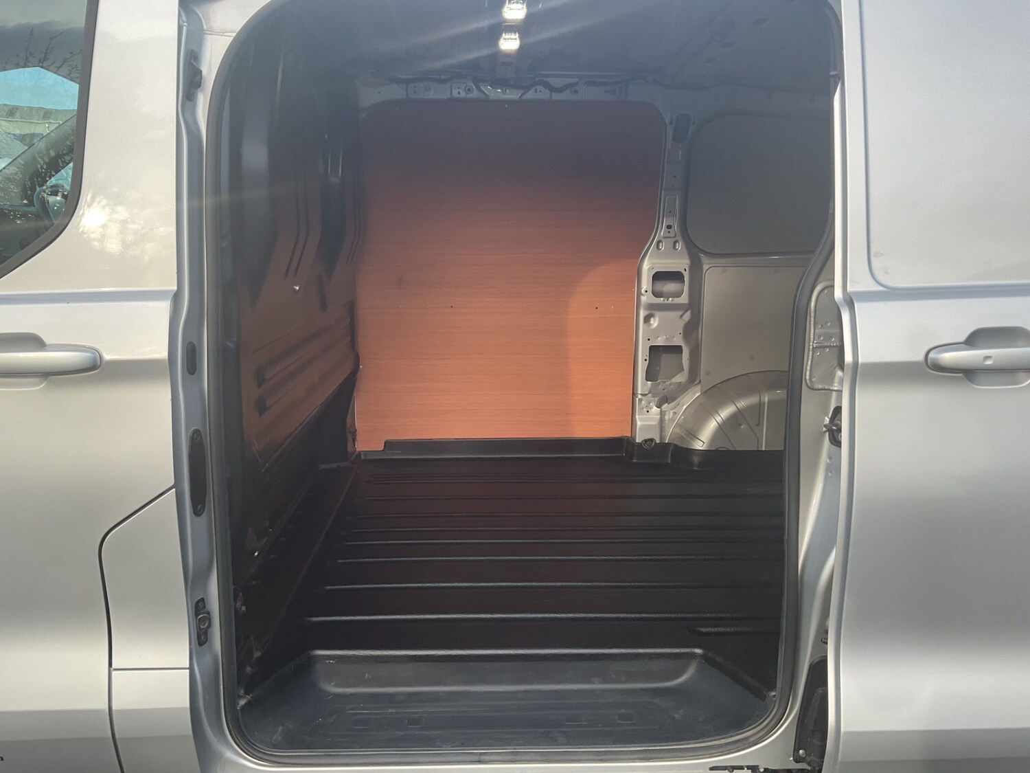 Used Ford Transit Custom 2024 for sale - 78064028: Photo 28