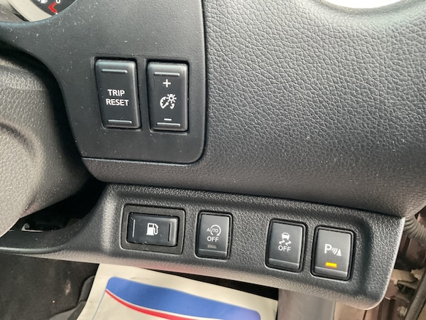 Used Nissan Navara 2017 for sale - 76288669: Photo 15