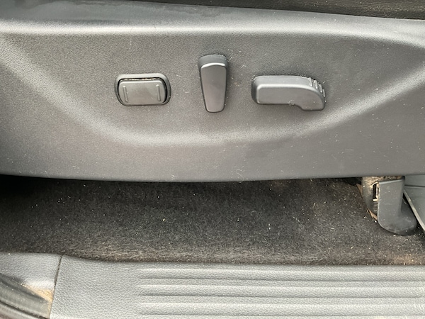Used Nissan Navara 2017 for sale - 76288669: Photo 24