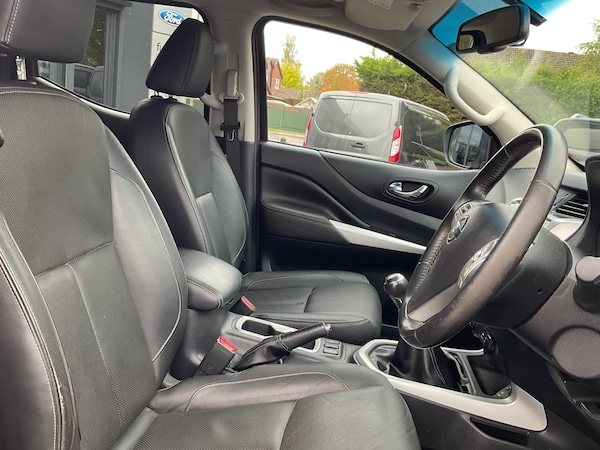 Used Nissan Navara 2017 for sale - 76288669: Photo 26