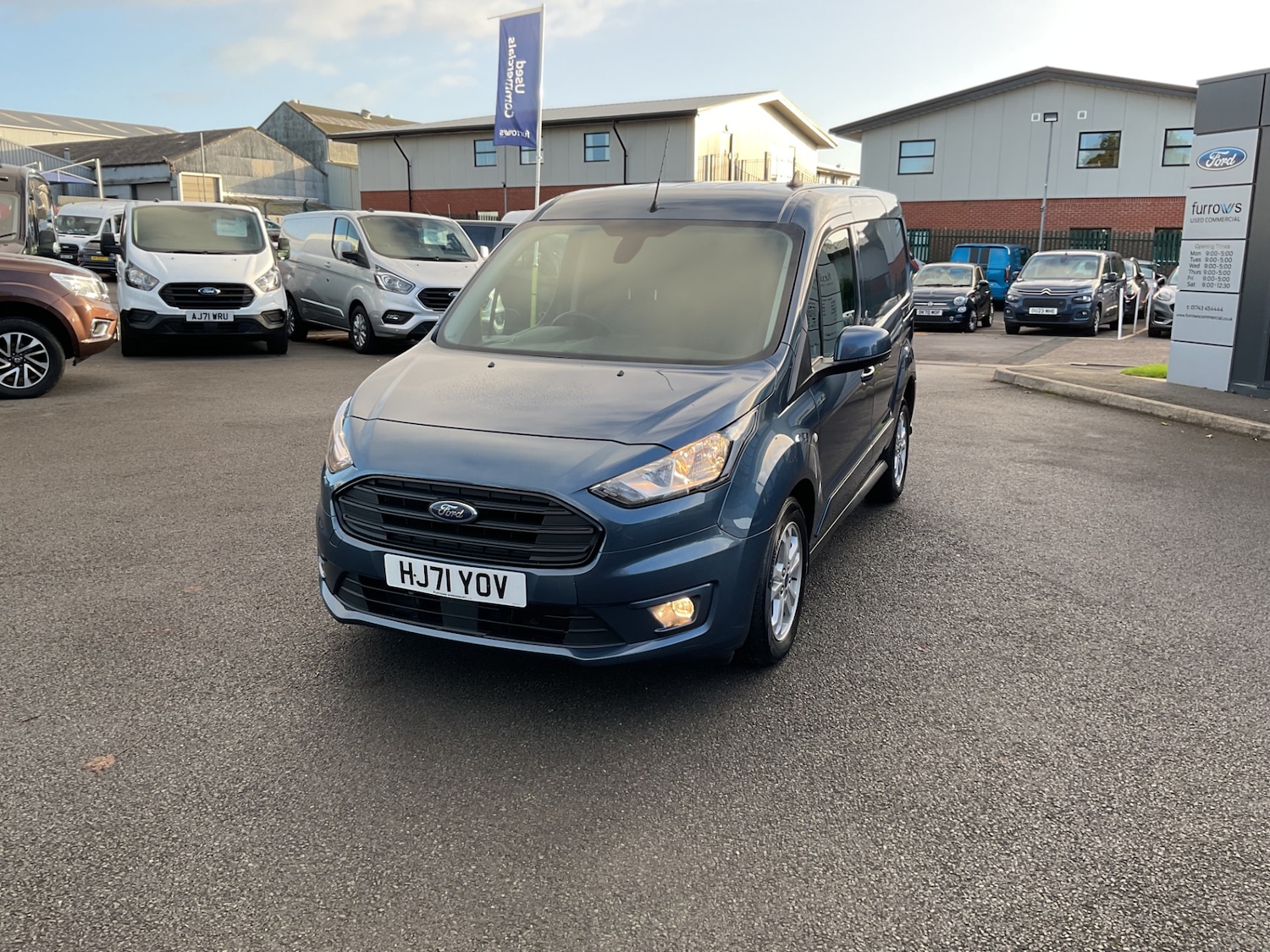 Used Ford Transit Connect 2021 for sale - 76736724: Photo 3