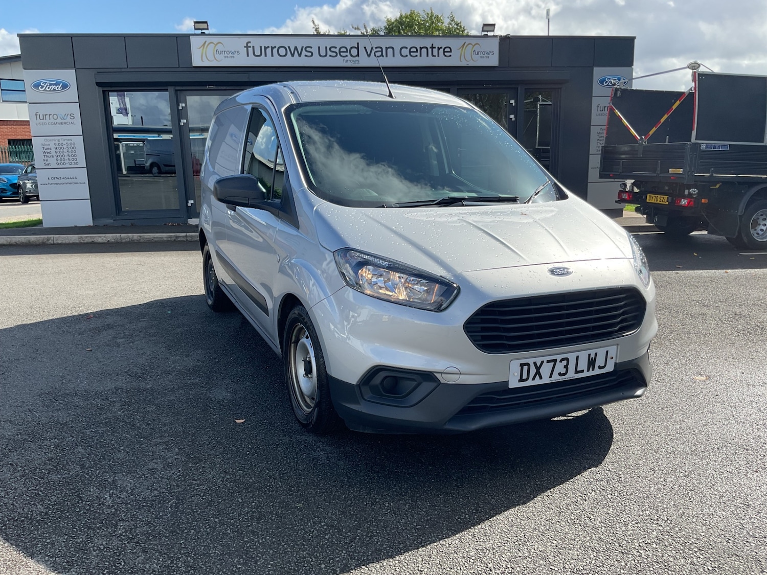 Used Ford Transit Courier 2023 for sale - 76016658: Photo 2