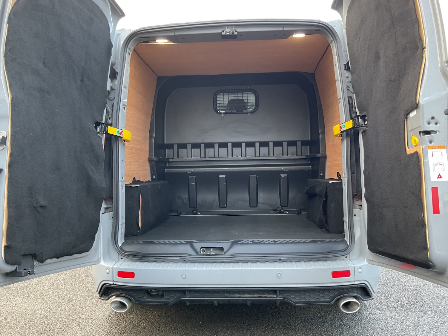 Used Ford Transit Custom 2023 for sale - 77271407: Photo 35