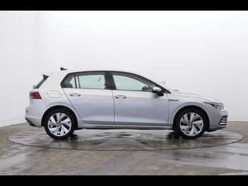 Used Volkswagen Golf 2024 for sale - 74017262: Photo