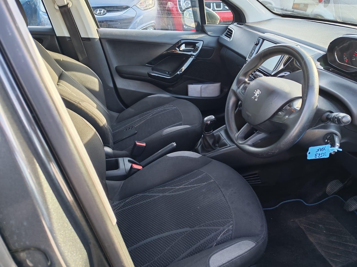 Used Peugeot 208 2013 for sale - 78035005: Photo 18