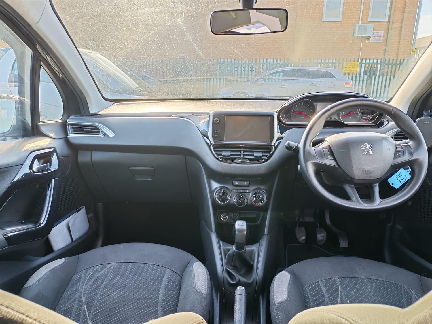 Used Peugeot 208 2013 for sale - 78035005: Photo 19