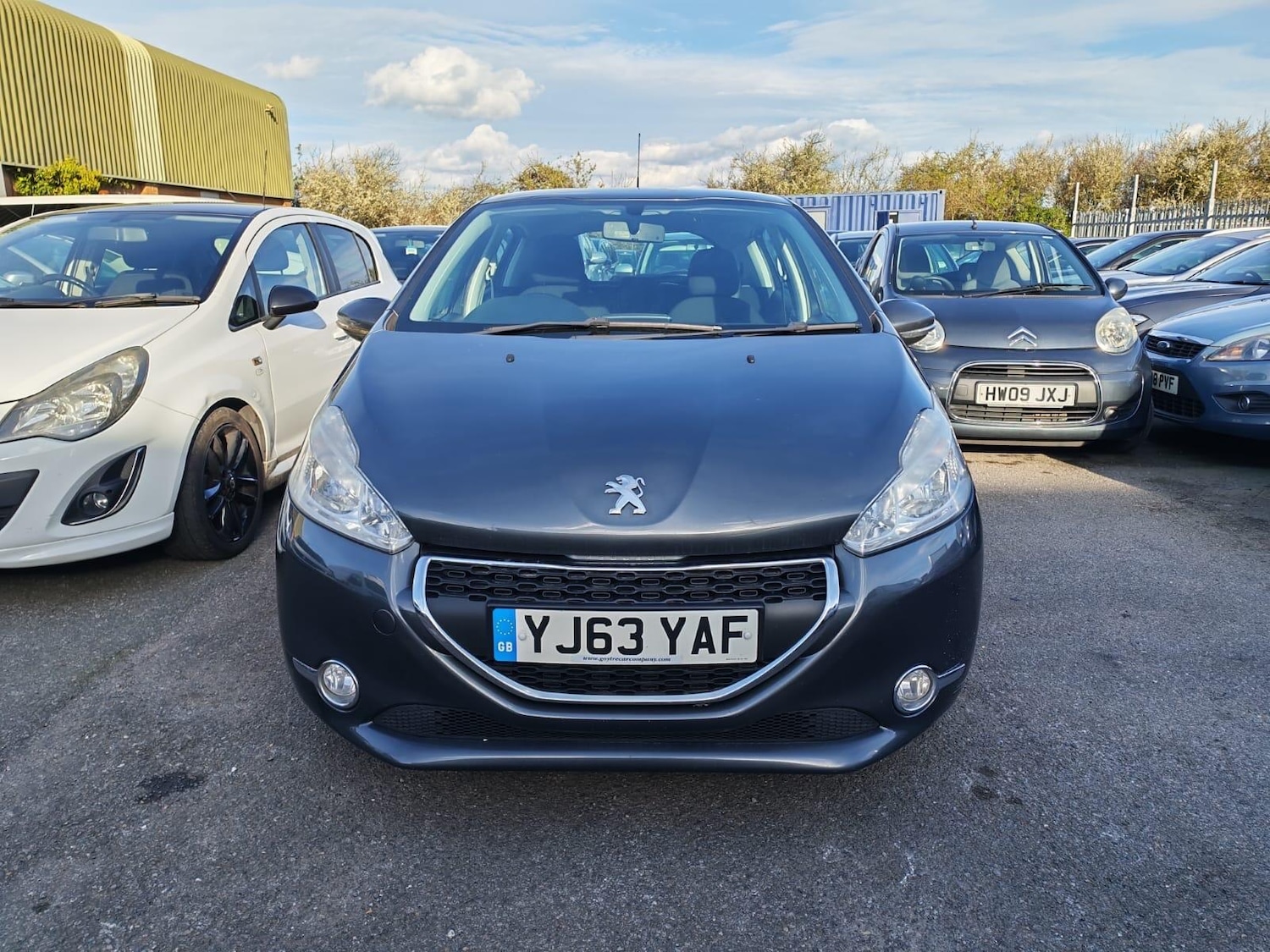 Used Peugeot 208 2013 for sale - 78035005: Photo 3