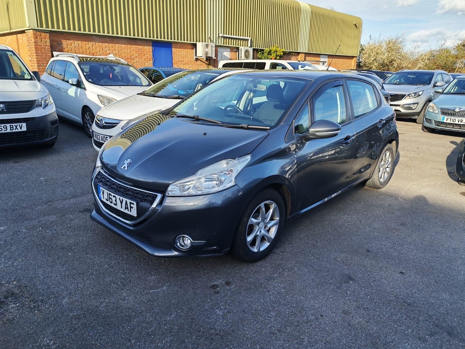 Used Peugeot 208 2013 for sale - 78035005: Photo 5