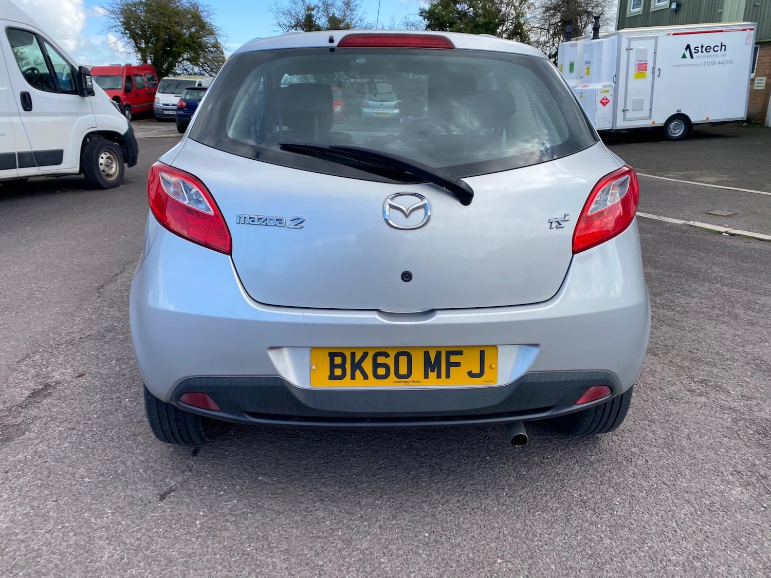 Used Mazda Mazda2 for sale - 77705253: Photo 8