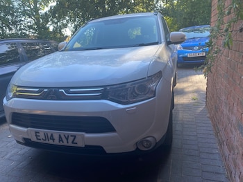 Used Mitsubishi Outlander 2014 for sale - 79496318: Photo