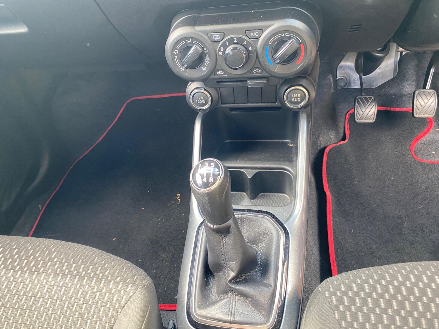 Used Suzuki Ignis 2020 for sale - 77279395: Photo 33